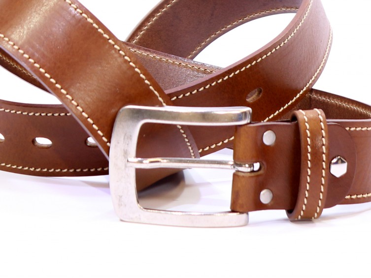 Ceinture en cuir noir, piqure blanche117LN