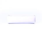 Grande trousse triangle en cuir blanc