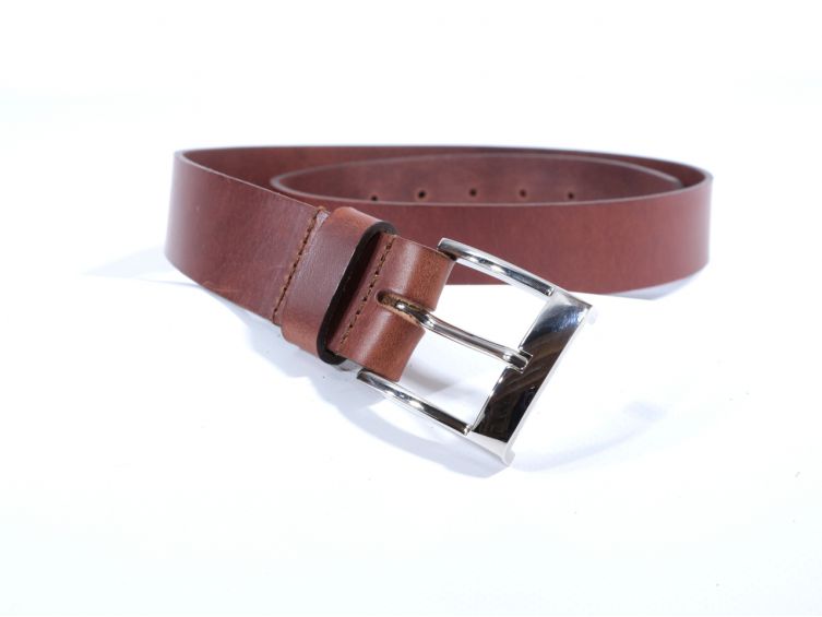 Ceinture cuir marron cannelle, boucle chromée 4039