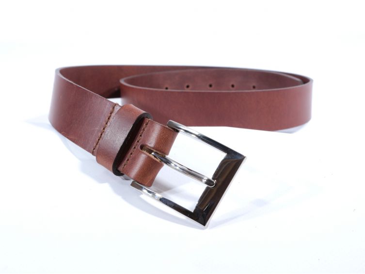 Ceinture cuir marron cannelle, boucle élégante acier poli 4041
