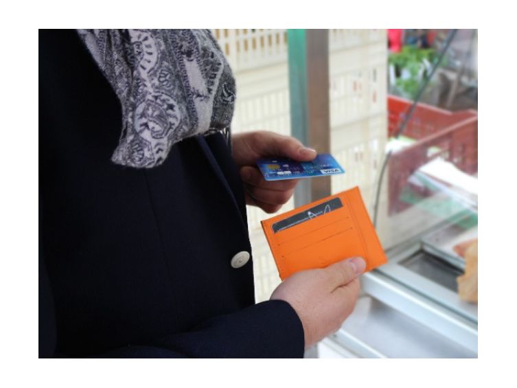 Porte-cartes compact orange - 575 