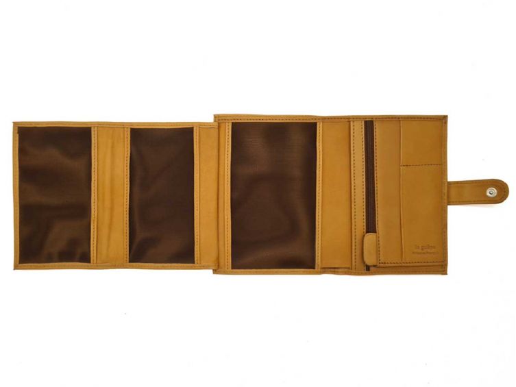Portefeuille "Luxe" en cuir marron gold avec patte - 15 cm 4 volets - PM-020-01