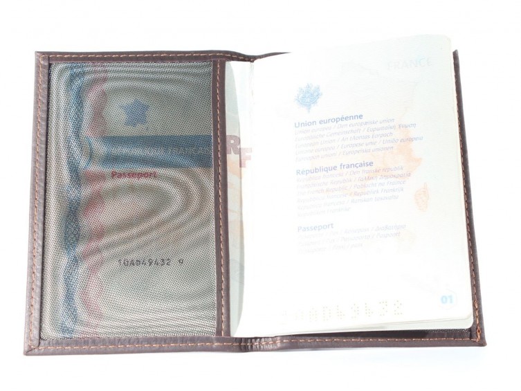  Protège Passeport en Cuir Marron 421 