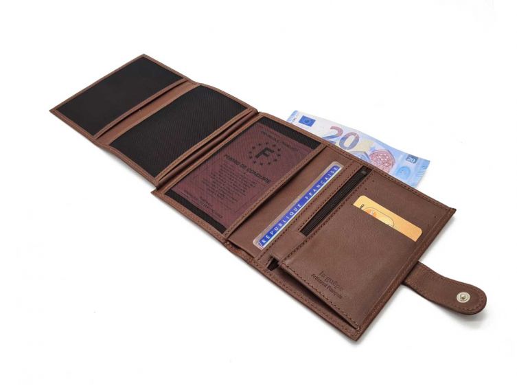Portefeuille "Luxe" en cuir marron fermeture patte - 13 cm 4 volets - PM-016-01 