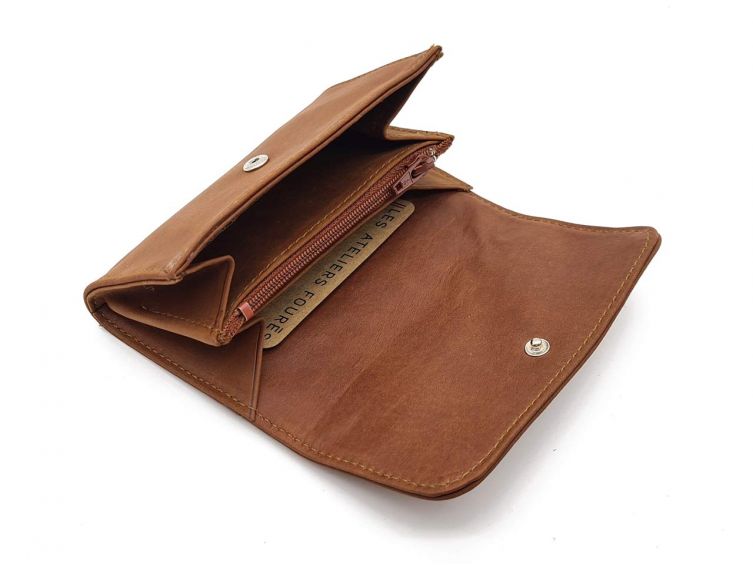 Porte monnaie en cuir fauve - B27