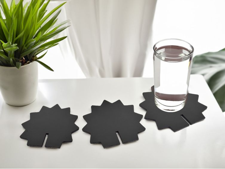 Hérisson en cuir noir, décoration transformable en set de 6 sous-verres