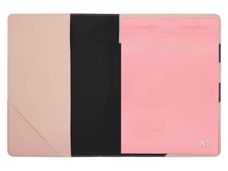 Conférencier A5 en cuir rose